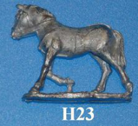 H23 Trotting horse, long stride, head turned right