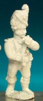 FN135 Standard Bearer - Chasseur Standard Bearer, Standing, Bearskin (1 Figure)