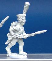 FN391 Fusilier Grenadier - In Full Dress - Advancing, Low Porte (1 Figure)