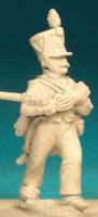 FNA8 Campaign Dress Pre 1812 - Gunner Carrying Round (1 Figure)