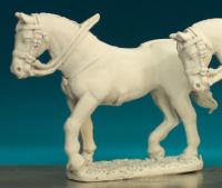 HV2A Heavy Cavalry Horse - Walking, Head Up (1 horse)