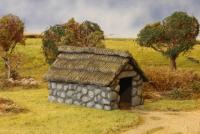 REN041 Stone/Thatched Outbuilding (Plastic Kit)