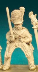 BNC31 2nd Dragoon (Scots Greys) Post -1812 In Bearskin - Trooper, Sword At Rest (1 Figure)