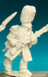FN163 Chasseur - Advancing With:- - Advancing With High Porte, Greatcoat And Bearskin (1 Figure)