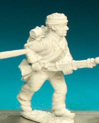 FN208 Fusilier - Campaign Dress Pre 1812 - Advancing, Low Porte, Bandaged Head (1 Figure)