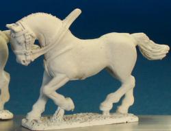 HV10B Heavy Cavalry Horse - Cantering Arched Neck (1 horse)