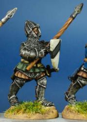 HW26 Dismounted Man At Arms - Advancing With Short Lance & Shield - Cyclas Surcoat & Ornate Bascinet (1 figure)