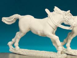 LT5A Light Cavalry Horse - Galloping, Legs Stretched Out, Head Forward (1 horse)