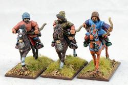 MSC11 Turco-Mongolian Light Cavalry Loading Bows (3 figures)