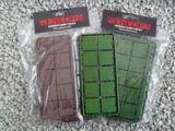 REN020 25mm x 25mm Plastic Bases in Bag (30)