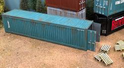 REN050 Shipping Containers And Pallets (40 FT)