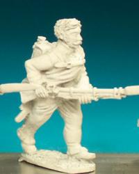RN16 Infantryman - Advancing With Levelled Musket, Bareheaded (1 figure)