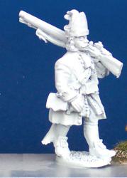 SS29(FR) WSS Grenadier In Cloth Mitre Cap, Marching, Shouldered Musket (1 Figure)