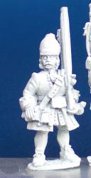 SS31(FR) WSS Grenadier In Cloth Mitre Cap, Standing, Shouldered Musket (1 Figure)