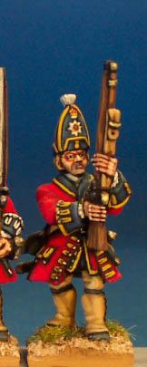 BS26 Foot Guard Grenadier Standing Musket Held To Front (1 Figure)