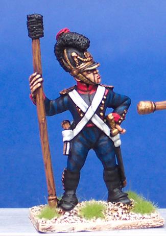 BVNA1 Bavarian Artillery Crewman - Gunner Standing With Ramrod (1 Figure)