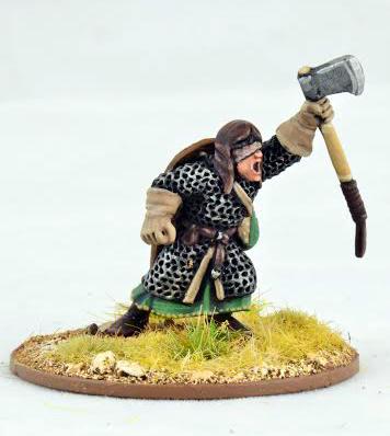 CRU01b  Warlord with Double Handed Axe (1)