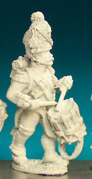 FN146 Grenadier Drummer - Advancing, Full Dress And Bearskin (1 Figure)