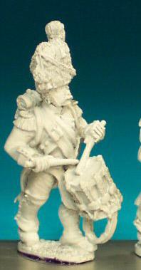 FN152 Dutch Grenadier Drummer - Advancing, Full Dress And Bearskin (1 Figure)