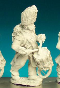 FN153 Dutch Grenadier Drummer - Advancing, Campaign Dress And Bearskin (1 Figure)