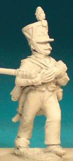 FNA8 Campaign Dress Pre 1812 - Gunner Carrying Round (1 Figure)