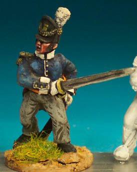 NN28 Belgian Infantryman - Officer Waving Forward (1 Figure)