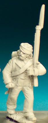 NN51 Fusilier - Marching - 1st Regt With Bandaged Head (1 Figure)
