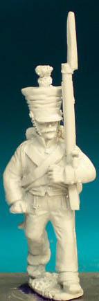NN53 Fusilier - Marching - 2nd Regt In Covered Shako (1 Figure)