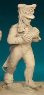 RNA4 Gun Crewman 1812 - Gunner Carrying Round (1 Figure)