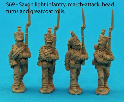 S69 - Saxon light infantry head turns and greatcoat rolls.