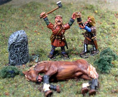 VIK35 Viking Vignette (Sacrifice to Odin) (3 Figures)
